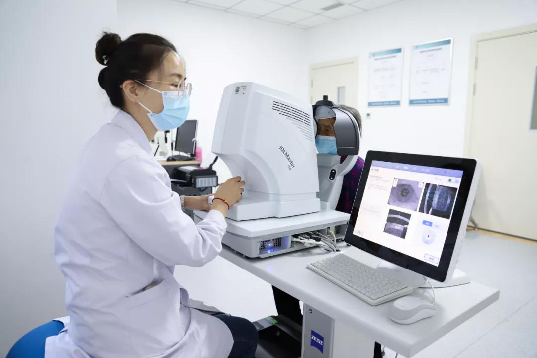 實現(xiàn)市區(qū)全覆蓋！宿遷市鐘吾醫(yī)院被確定為宿豫區(qū)“白內(nèi)障復(fù)明工程”定點醫(yī)院(圖2)